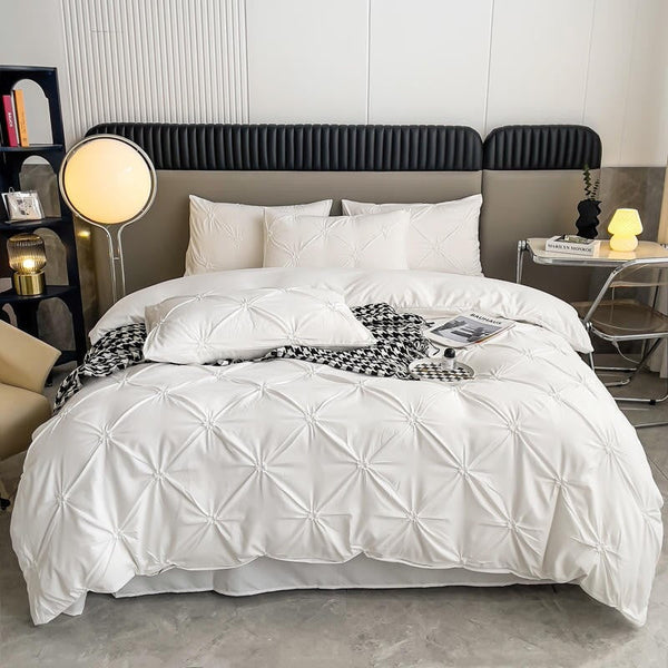 Pinch Pleated White 4 Piece Duvet Cover Set